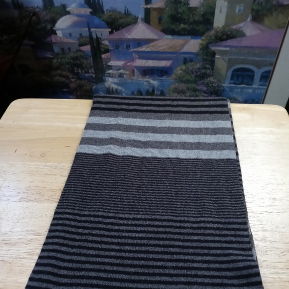 🌇🆕APT. 9 DESIGNER SCARF 10"×80"🛩🚂 - Picture 14 of 16